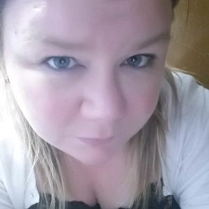 Meet your Posher, Shana